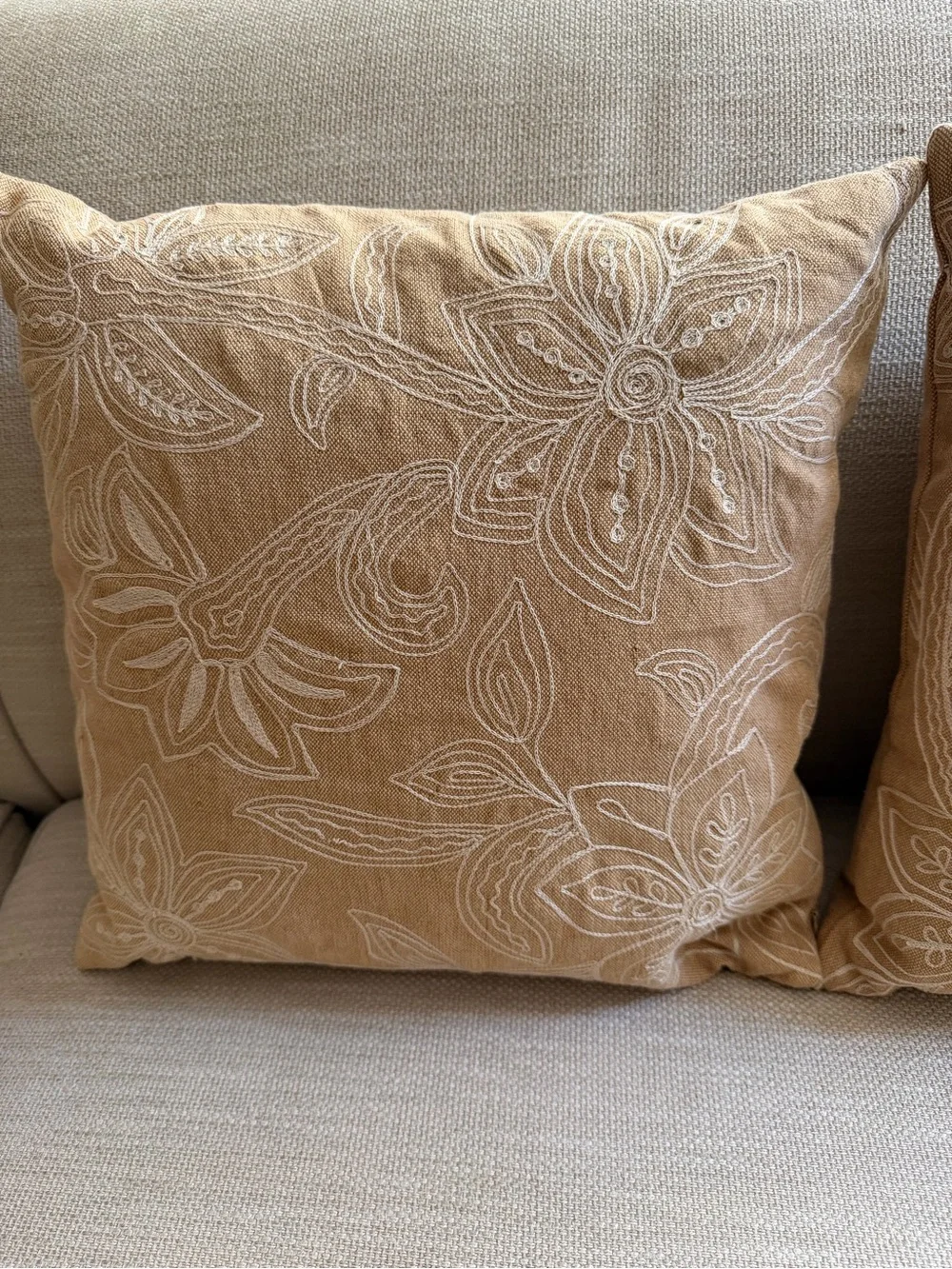 Pair Crate & Barrel Cotton Seychelles Throw Pillows Feather Insert